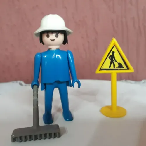 BONECO PLAYMOBIL DA TROL ANOS 80 USADO