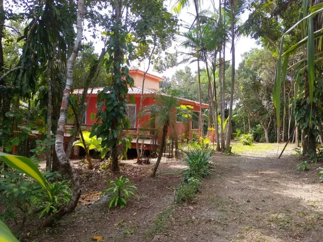 Imóvel para venda tem 112 metros quadrados com 2 quartos em Centro - Santa Cruz Cabrália -