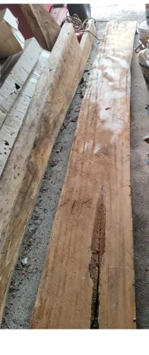 Tábua prancha de madeira rústica para mesa