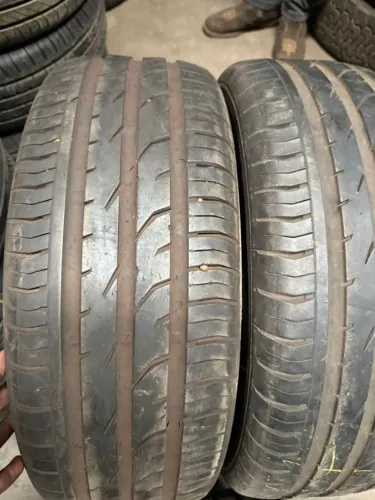 Pneu Continental 205/60/15  90 % vida útil 