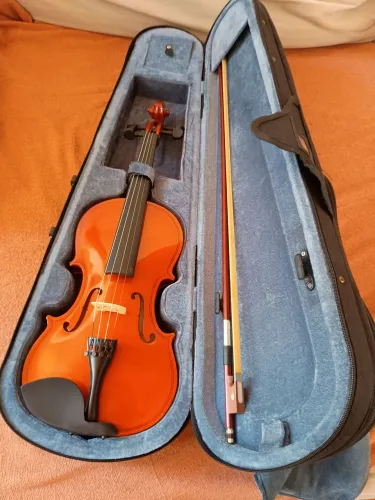 Violino Mavis 4/4 completo com estojo e arco 