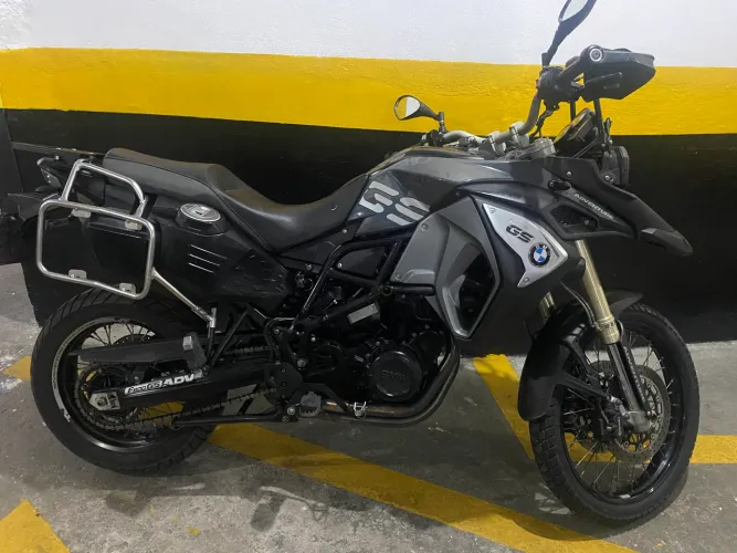 BMW F800gs Adventure 2018 manual e chave reserva) novinha !