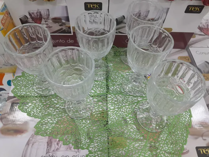 Conjunto de Taças de Vidro
