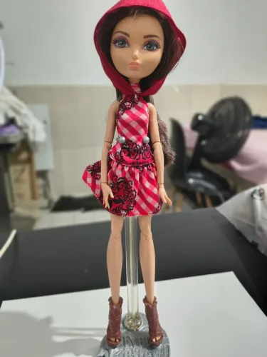 boneca ever after high - piquenique encantado cerise hood