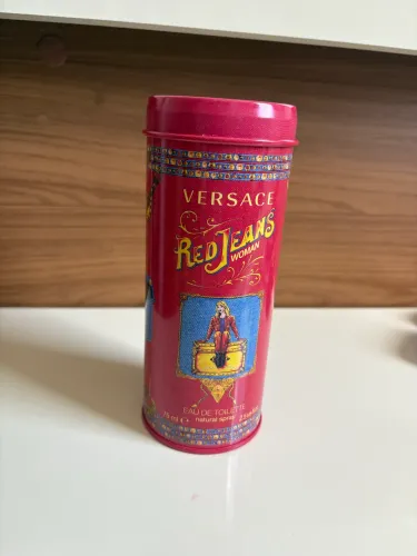 Perfume importado Versace Red Jeans - Feminino.