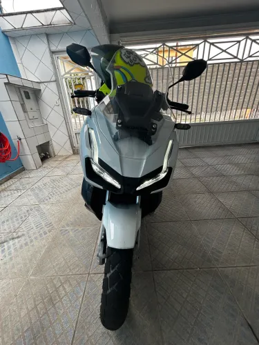 Honda adv 