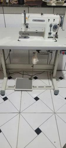 Maquina de custura zig zag 