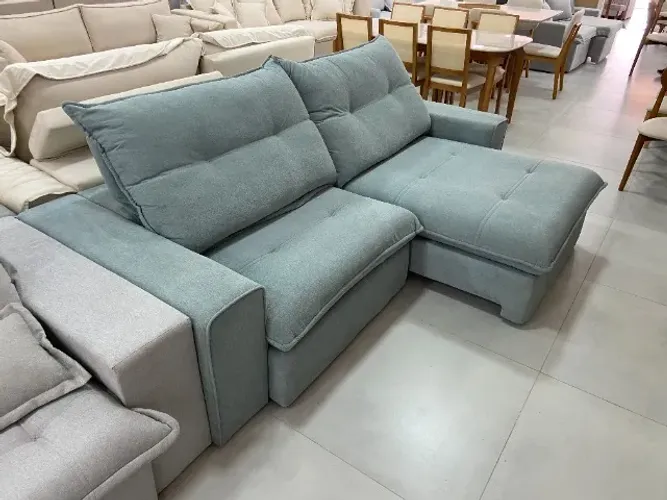 Conforto e Estilo: Sofá 2,50m Retrátil Reclinável em Bouclé