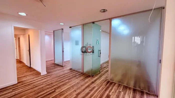SALA COMERCIAL LOCAÇÃO FARIA LIMA 220M2