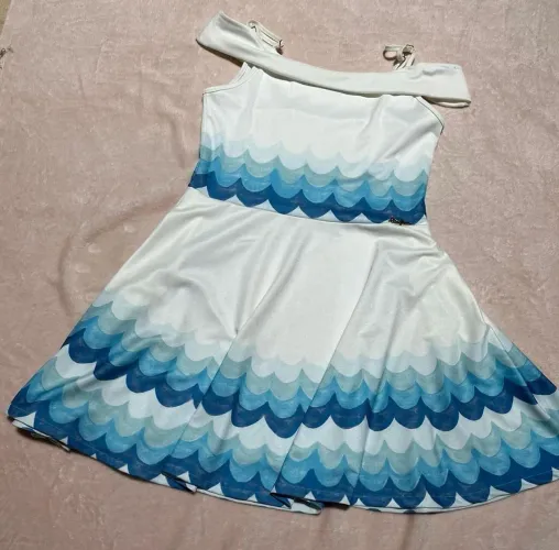 Vestido Bugbee, TAM. 14. Pouco uso.