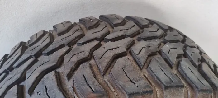 Pneu Off-Road para Carros