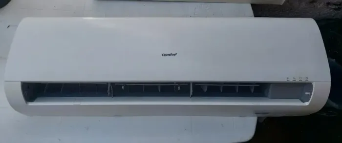 Ar-condicionado Split Comfee Midea 18.000 BTUs - Excelente Estado + Nota Fiscal