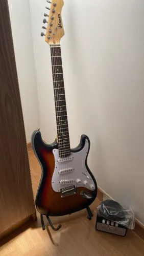 Vendo Guitarra completa marca Winner