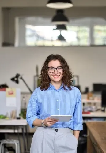 VAGA PARA CONSULTOR DE VENDAS COM OU SEM EXPERIÊNCIA