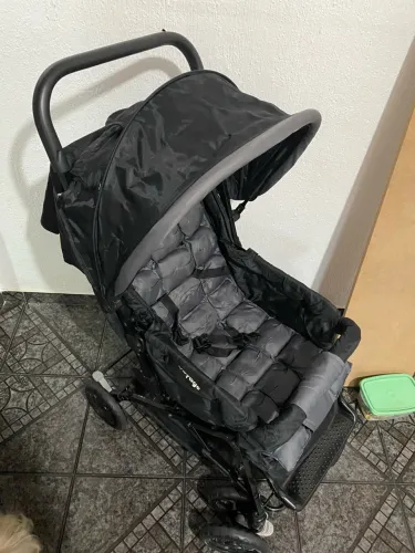 Carrinho de bebê Voyage