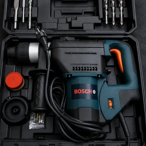 Martelete Bosch 2800W Profissional 8kg Furadeira Rompedor Para Concreto Com Brocas E Acess