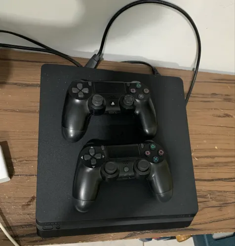 Playstation 4 Slim