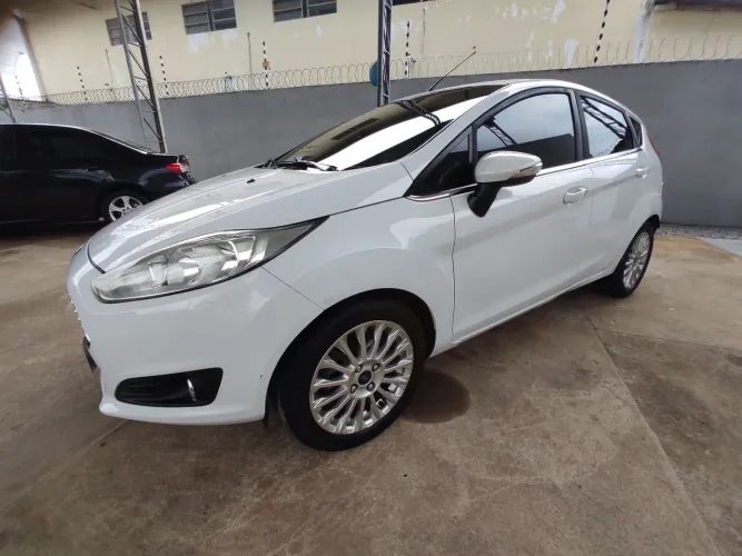 Ford Fiesta Tit./tit.plus 1.6 16V Flex Aut. 2016
