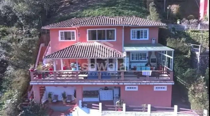 Casa à venda com 600,00m² e 3 quartos em Itaipava, Petrópolis - RJ