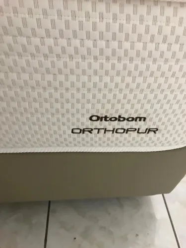 2 camas de solteiro Ortobom Orthopur novas