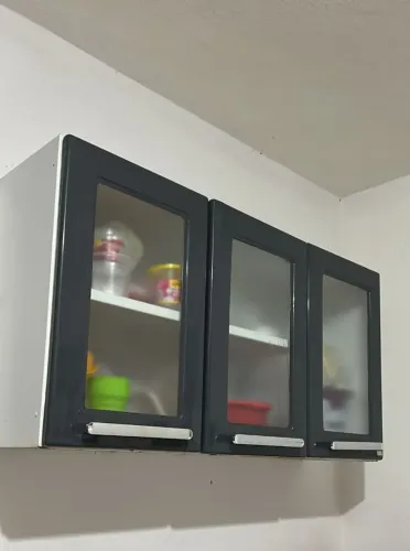 Armário aéreo com 3 portas