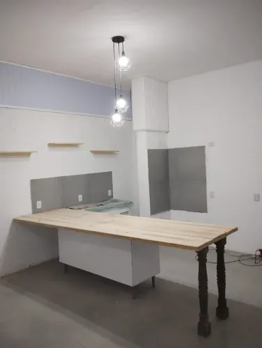 Casa para locação sendo 2 suítes