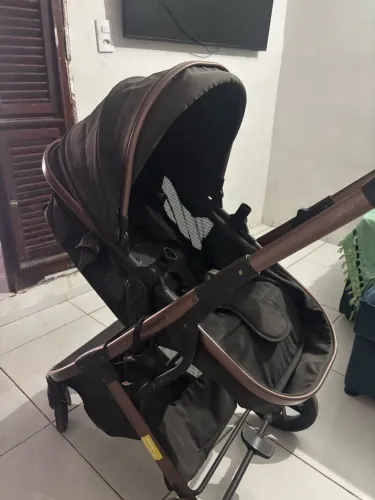 Carrinho de bebê galzerano 