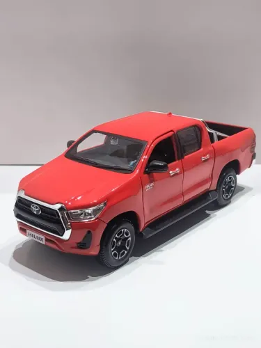 Toyota Hilux Escala 1:24 Carro de ferro