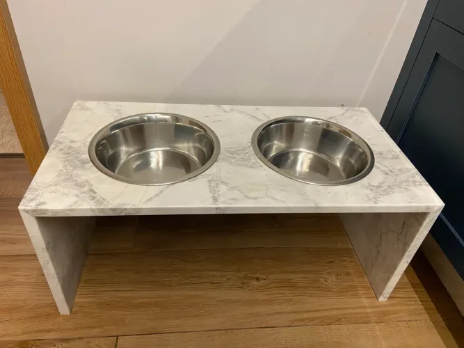 Comedouro em mármore para pet
