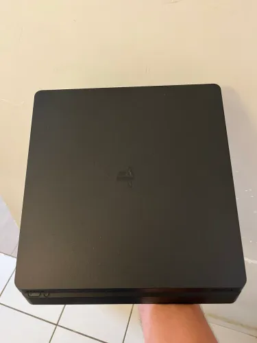 PS4 Slim