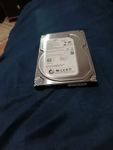 Vendo esse HD pra PC 500gb