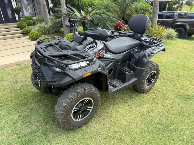Quadriciclo Loncin 550cc 4x4