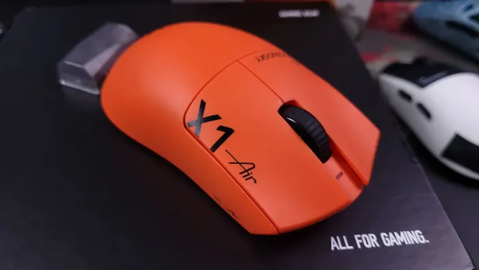 Mouse Gamer ATK X1 AIR PLUS (Usado por 3 dias)