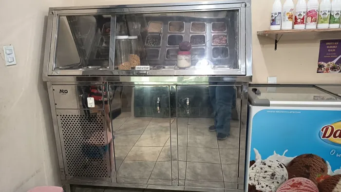 Vitrine Refrigerada Self-Service Ato Metal - Açaí/Sorvete R$ 6.000