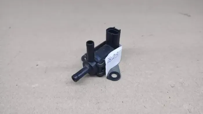 Valvula Solenoide Canister Pajero Tr4 2.0 2012 N 1362002250