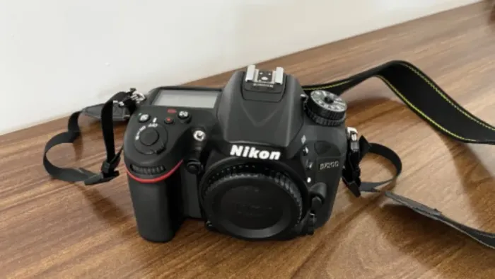 Corpo Nikon D7200 (5286 cliques)