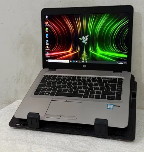 Notebook HP i5 com 8GB DDr4 e SSD 256GB, Tela FULL HD IPS, Leitor Biométrico, WI-FI 5GHz