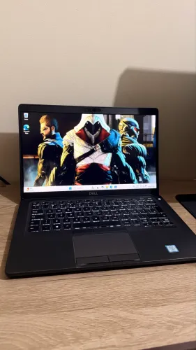 Notebook Dell i7 8ªth | 16gb ram | 256gb SSD | Teclado retroiluminado 
