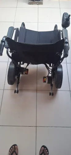 Cadeira de Rodas Motorizada Dellamed (Apenas 10 meses de uso) - Estado de Nova