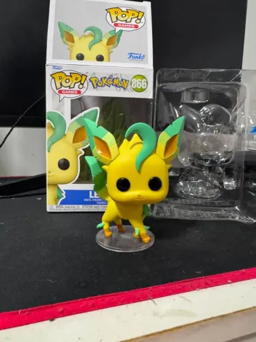 funko pop leafeon