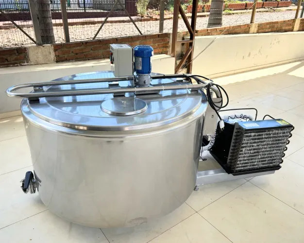 Resfriador Tanque Aço Inox 300 Litros para Açaí Sorvetes Agua de Coco Leite Multiuso 220v