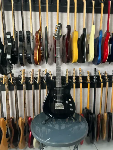 Guitarra Ibanez RS230 Roadstar II MIJ