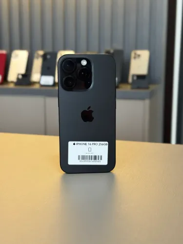 iPhone 16 PRO 256 GIGAS BLACK SEMI NOVO