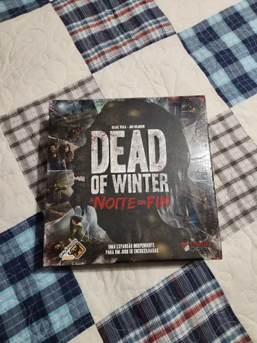 Dead of Winter A Noite sem Fim - Jogo de Tabuleiro