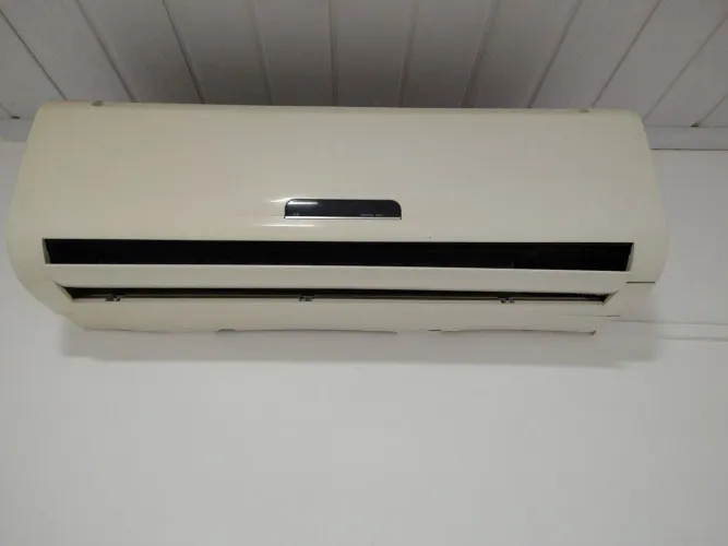 Ar condicionado 
