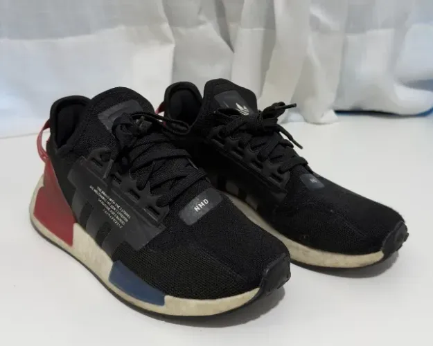 Adidas NMD R1 V2 Original Nº 39 - Ótimo Custo-Benefício