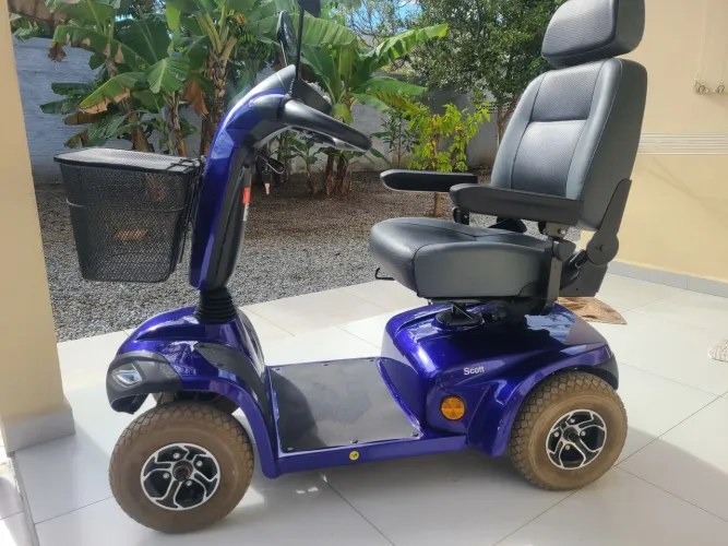 Carrinho quadriciculo eletrico Scooter 