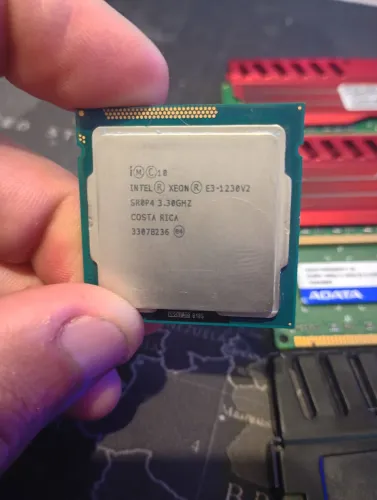 Kit Processador Xeon E3-1230 v2 + 32GB RAM DDR3 (4x8GB)