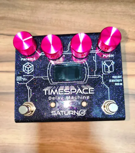 Pedal de Delay Saturno time space