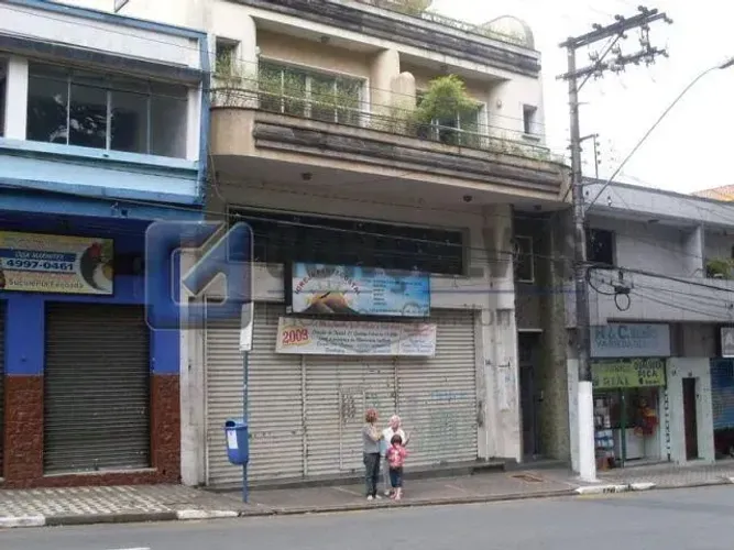 Prédio Comercial à Venda em Utinga, Santo André 1.033 m² Internos + 350 m² Externos